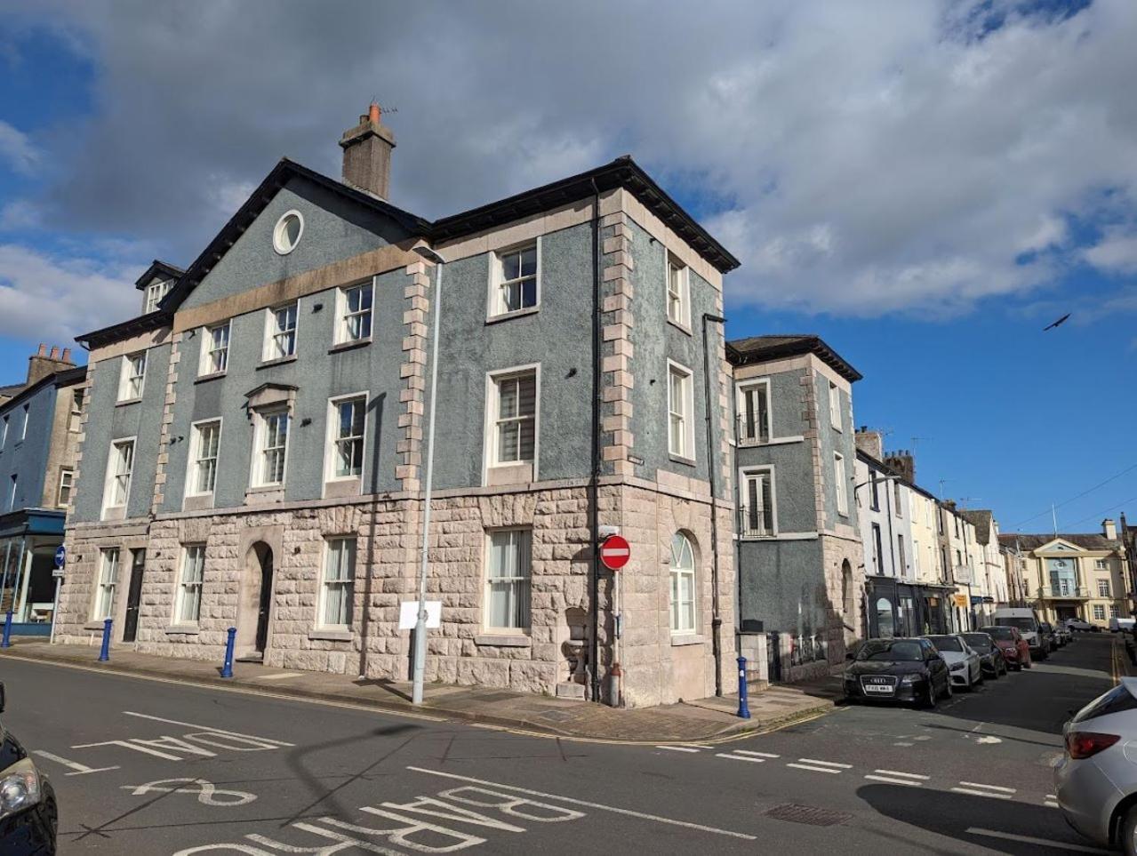 4 Bedroom House, Central Ulverston Exterior photo