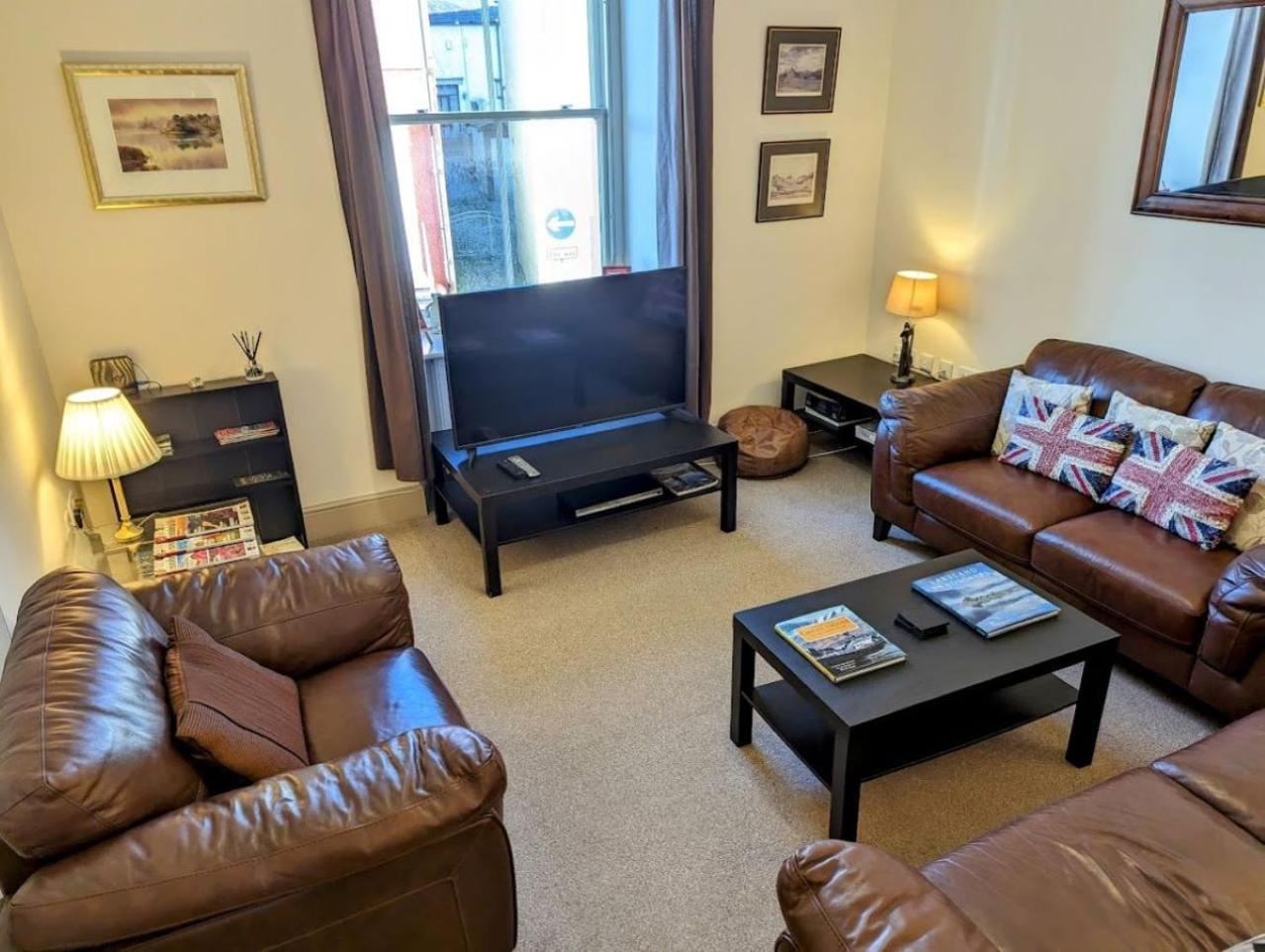 4 Bedroom House, Central Ulverston Exterior photo